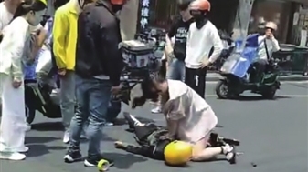822*63