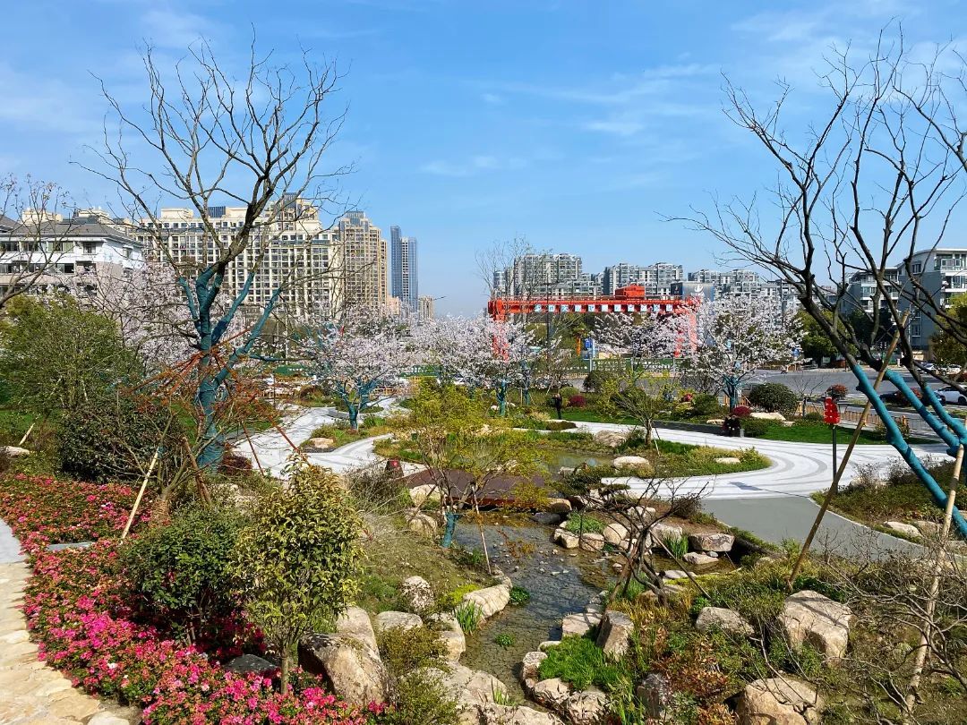 eb9c9f31a8b68a8b5d1a913414438ef.jpg 图片